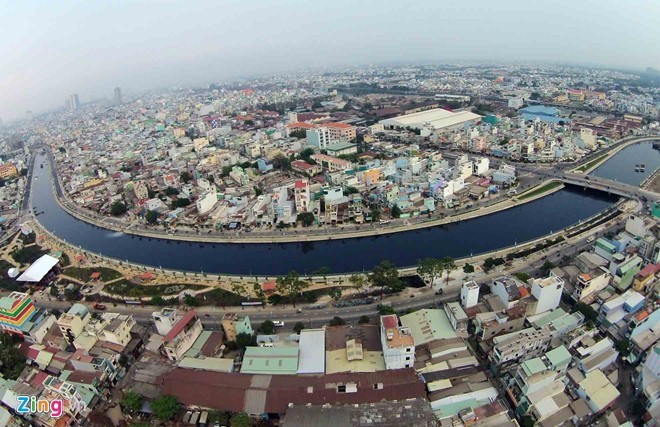 Tu tren cao, ngam kenh Tan Hoa - Lo Gom hoi sinh-Hinh-3