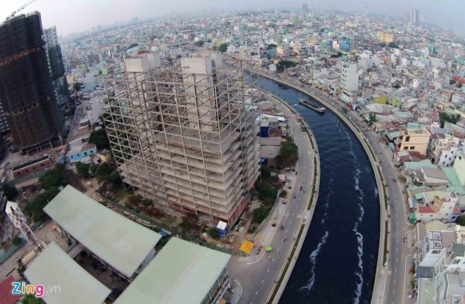 Tu tren cao, ngam kenh Tan Hoa - Lo Gom hoi sinh-Hinh-4