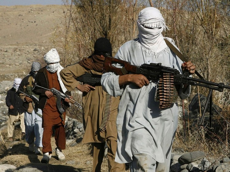 Co tranh khoi cuoc chien dam mau IS-Taliban o Afghanistan?