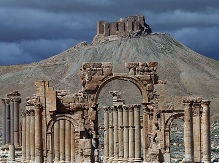 Quan doi Syria bao vay phien quan IS o Palmyra