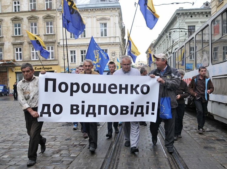 Ukraine: Hau qua khung khiep cua “cach mang Maidan”-Hinh-2