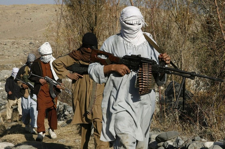 Quan chuc Afghanistan: Tinh Helmand co the mat vao tay Taliban-Hinh-2