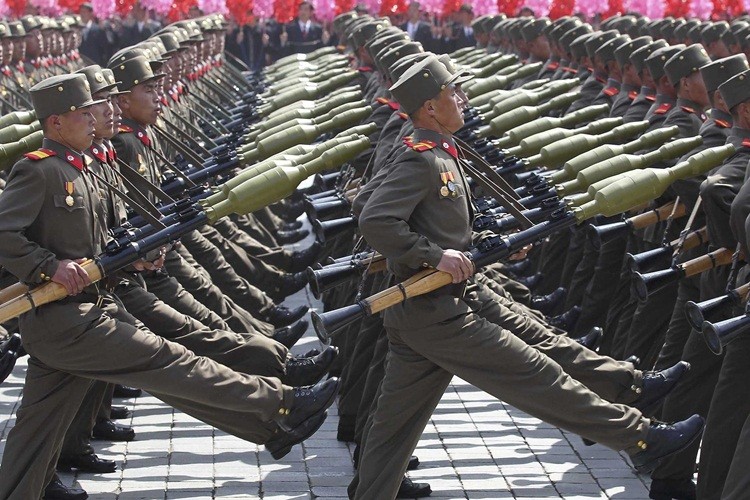 Trung Quoc banh truong thuc day chi phi quan su Chau A