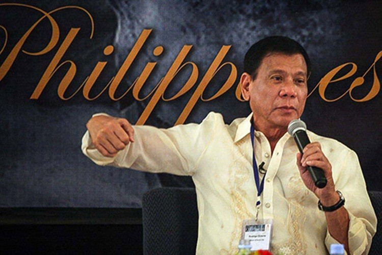 Ung vien tong thong Philippines Duterte “roi vao bay” cua TQ?