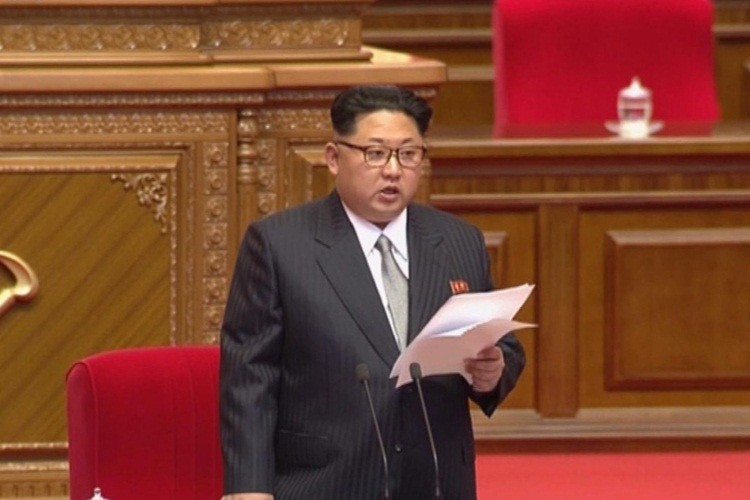 Nha lanh dao tre Kim Jong-un: Thong minh va dang so?