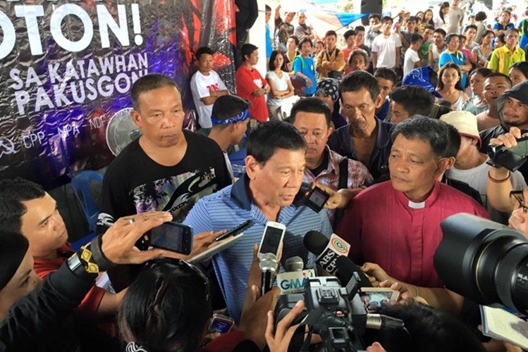 Philippines: Ong Duterte  xu ly cac nhom noi loan nhu the nao?-Hinh-3