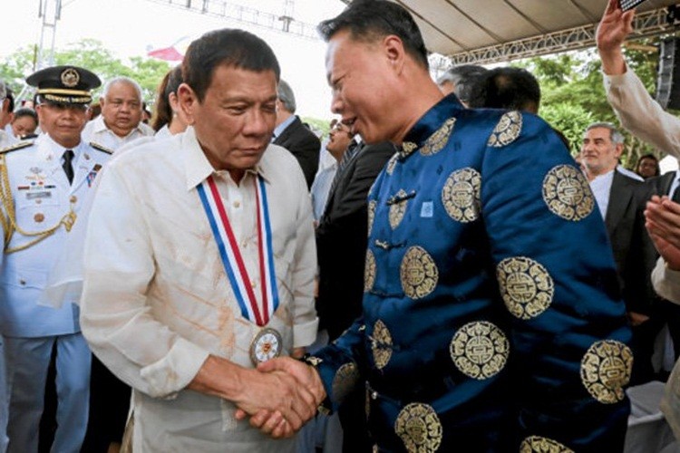 Tong thong Philippines Duterte da “doi y” trong van de Bien Dong?