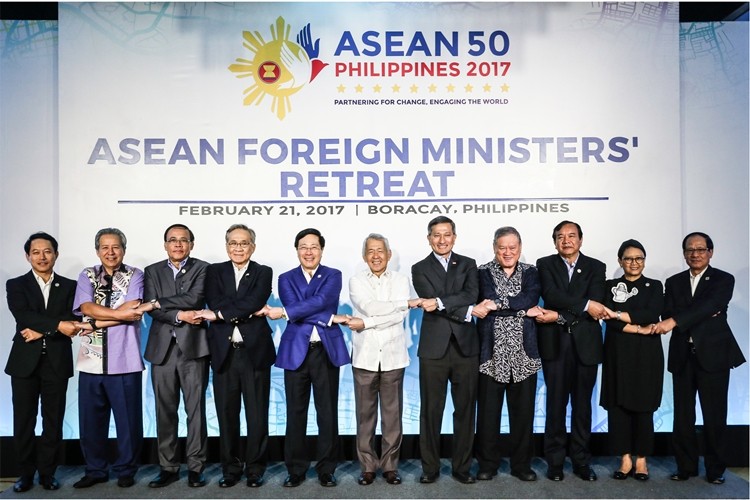 Chang duong 50 nam hinh thanh va phat trien cua ASEAN