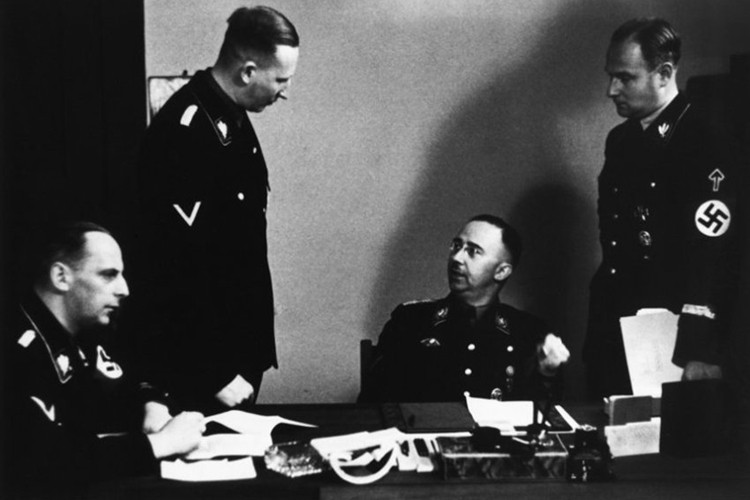 Vu am at &quot;dao phu Duc Quoc xa&quot; Reinhard Heydrich o Praha-Hinh-2