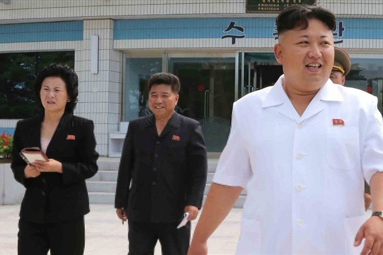 Ong Kim Jong-un co cau em gai vao Bo Chinh tri quyen luc