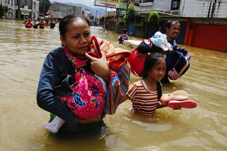 Chau A-Thai Binh Duong doi mat voi nhieu thien tai lu lut