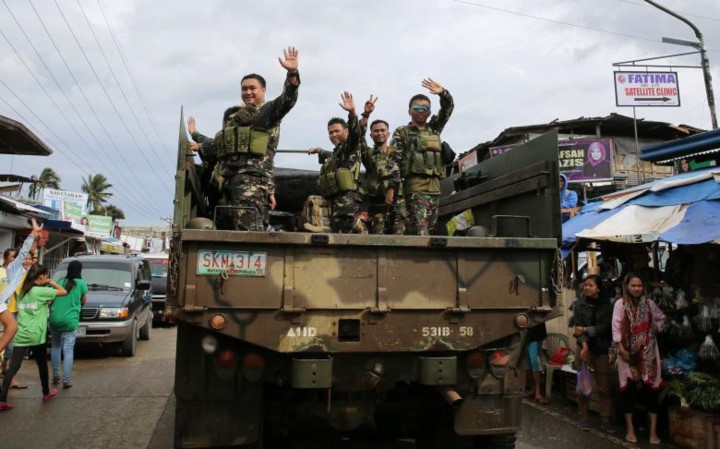 Anh: Marawi mang dien mao moi sau khi duoc giai phong-Hinh-2