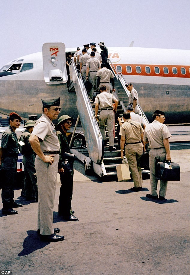 Khoanh khac linh My cuoi cung roi Viet Nam thang 3/1973-Hinh-7