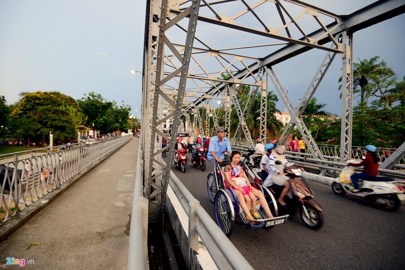 Nhung cay cau tram tuoi huyen thoai o Viet Nam-Hinh-9