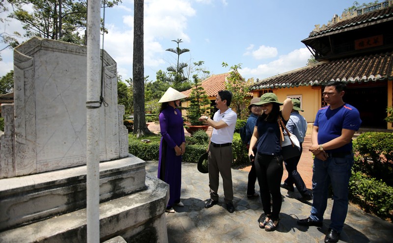 Chiem nguong kien truc “Quoc Tu Giam” cua phuong Nam-Hinh-9