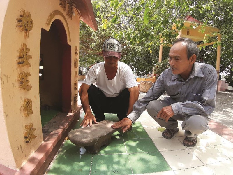 Ly ky chuyen 'san vang' va truyen thuyet da noi o Thoai Son