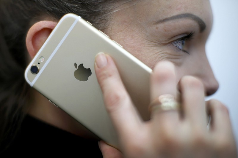 Vi sao Apple dat dau cham het cho iPhone 6 Plus?