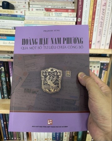Co gi trong 74 buc thu Nam Phuong gui vua Bao Dai moi cong bo?-Hinh-2