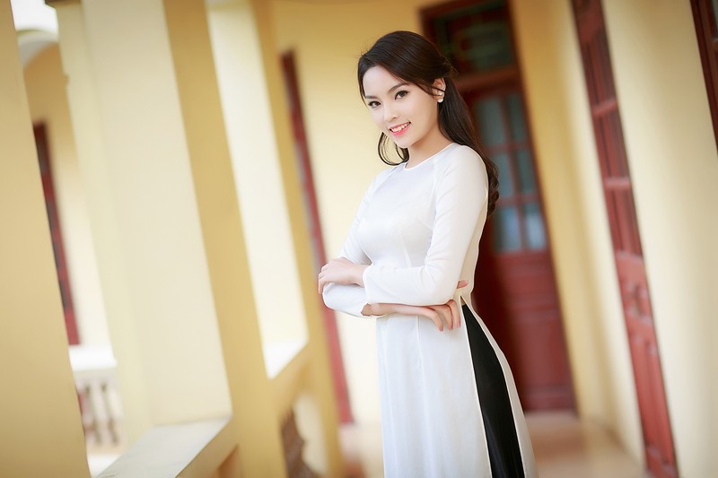 Mai Phuong Thuy ru Ky Duyen di tang qua Tet-Hinh-10