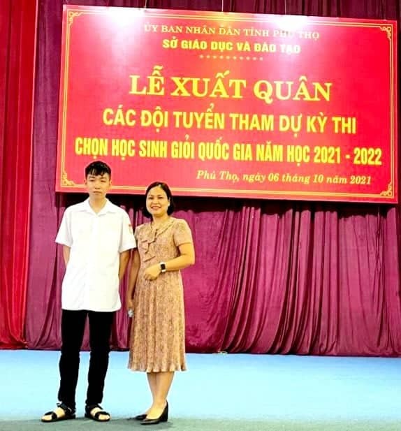 Chan dung nam sinh lop 10 dat giai Nhat Tin hoc tre Toan quoc