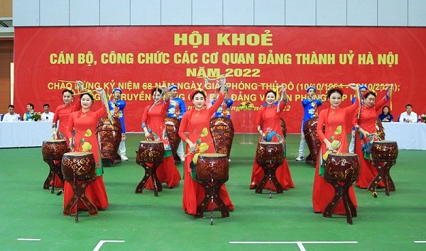 Tung bung Hoi khoe cong chuc cac co quan Dang Thanh uy-Hinh-2