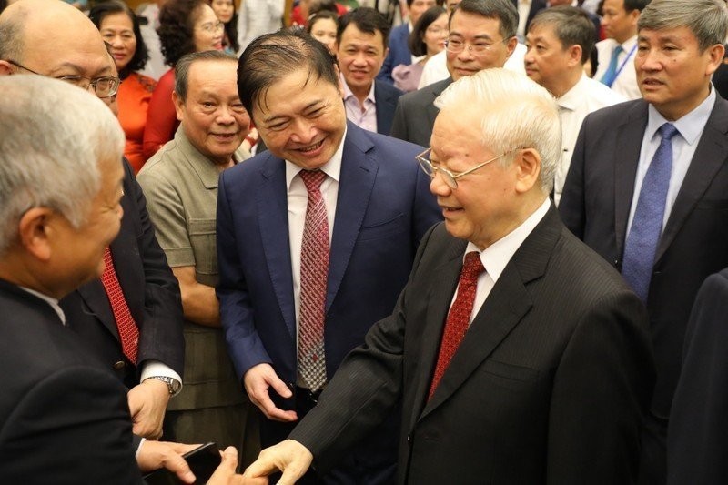 Tổng Bí thư Nguyễn Phú Trọng: Mong đội ngũ trí thức xứng đáng là nguyên khí của quốc gia - Hình 2 Tong Bi thu Nguyen Phu Trong: Mong doi ngu tri thuc xung dang la nguyen khi cua quoc gia-Hinh-2