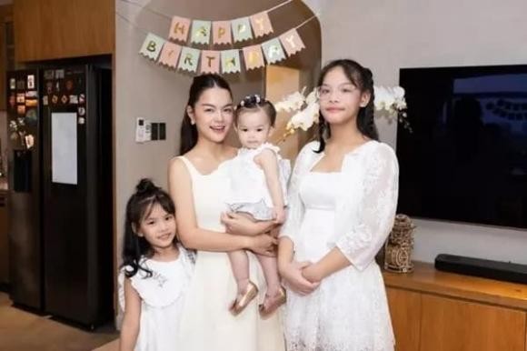 Pham Quynh Anh's first daughter is also very similar to all of my stars-Picture-5