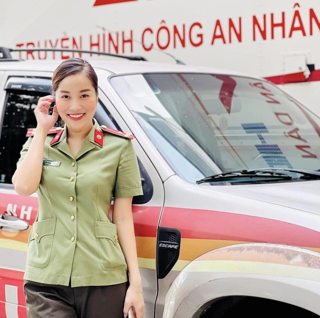 Nang “Vang Anh” dinh dam gio la Thuong uy Cong an, tuoi U40 dep dam tham-Hinh-2