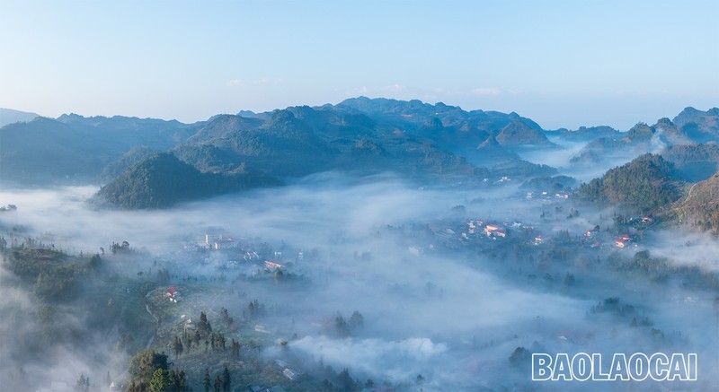 Chiem nguong Bac Ha an hien trong may-Hinh-7