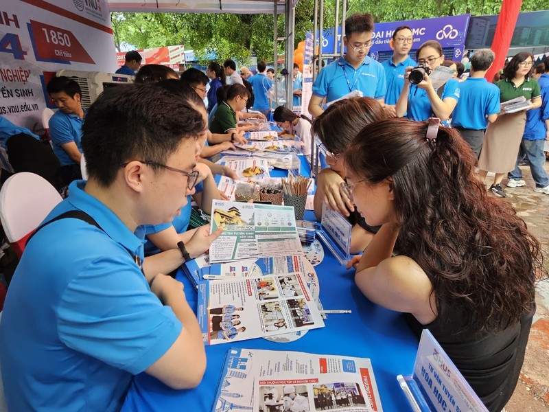 GSTSKH Vu Hoang Linh: Manh dan dat nguyen vong o nganh phu hop nhat