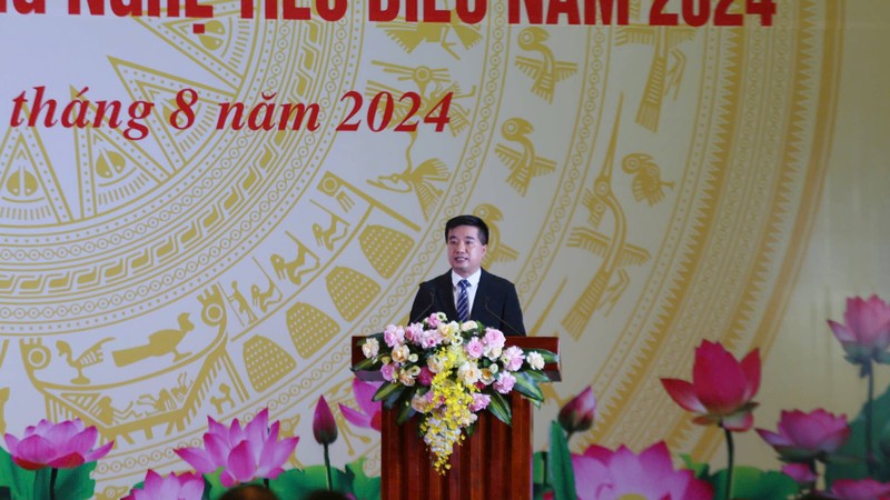 Le ton vinh tri thuc Khoa hoc va Cong nghe tieu bieu nam 2024-Hinh-19