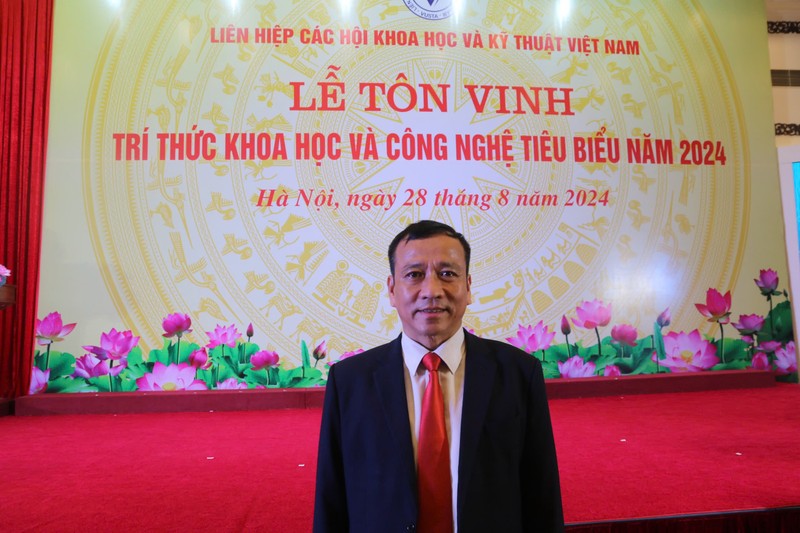 Le ton vinh tri thuc Khoa hoc va Cong nghe tieu bieu nam 2024-Hinh-2