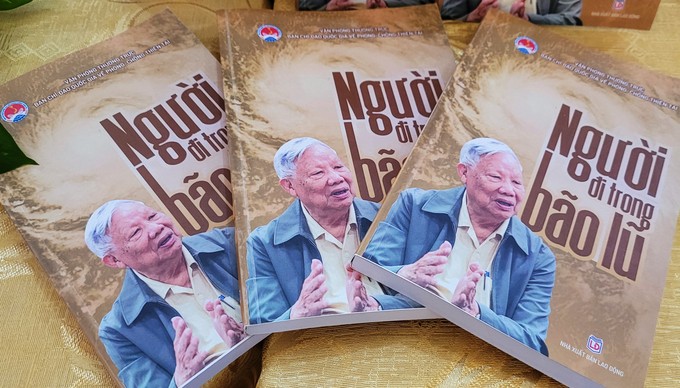 'Nguoi di trong bao lu': Kinh nghiem quy gia trong phong chong thien tai