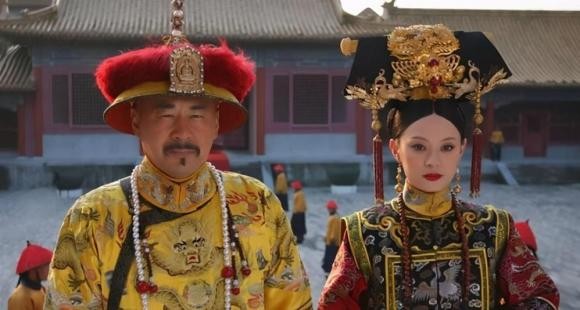 Ung Chinh lam dieu cuc soc khi bi cung nu 'quay ray' giac ngu-Hinh-5