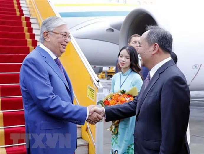 Kỳ vọng chuyến thăm của Tổng Bí thư Tô Lâm nâng quan hệ song phương Việt Nam - Kazakhstan - Hình 3 Ky vong chuyen tham cua Tong Bi thu To Lam nang quan he song phuong Viet Nam - Kazakhstan-Hinh-3