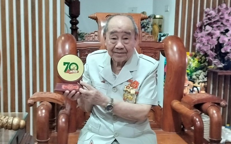 Từ Cò Nòi đến Điện Biên Phủ toàn thắng: Ký ức hào hùng Tu Co Noi den Dien Bien Phu toan thang: Ky uc hao hung