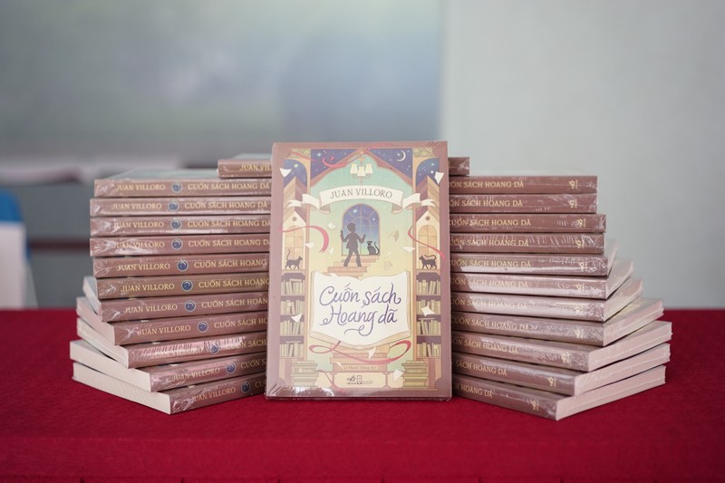 “Cuốn sách hoang dã” – Hành trình kỳ diệu trong thế giới sách “Cuon sach hoang da” – Hanh trinh ky dieu trong the gioi sach