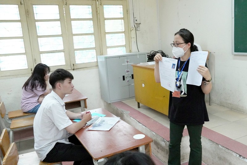 Ha Noi: Giao vien luu y si tu truoc ngay thi dau tien-Hinh-10