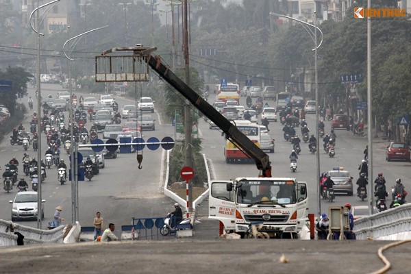 Tan muc cau vuot tram ty truoc ngay thong xe o Ha Noi-Hinh-7