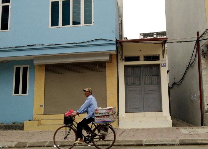 Chum anh: Xuat hien them day nha sieu mong, sieu meo o Ha Noi-Hinh-8