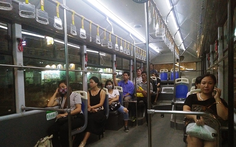 Buyt nhanh BRT vang khach sau phat bieu “qua tai“-Hinh-5