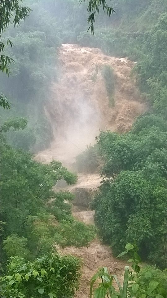 Canh bao lu quet o Hoa Binh, Son La-Hinh-2