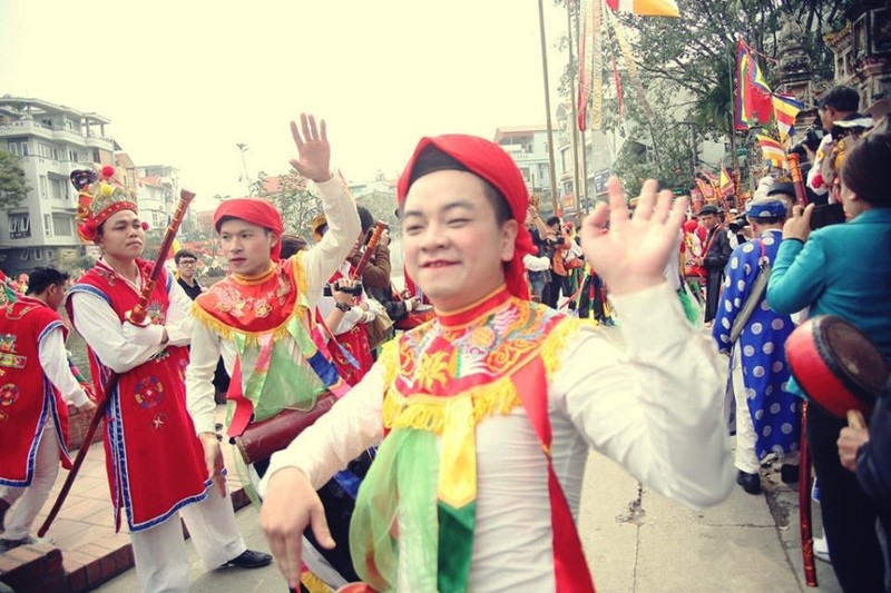 Trai lang to son, danh ma hong mua “Con di danh bong” o Ha Noi-Hinh-11