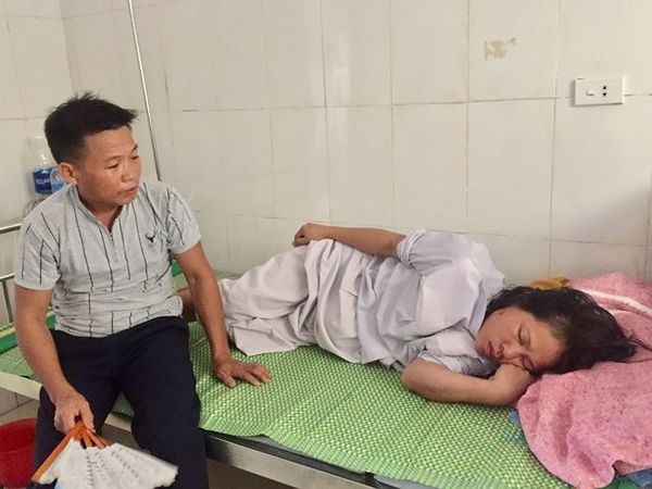 Nguoi nha to bac si keo tu vong em be trong ca de thuong