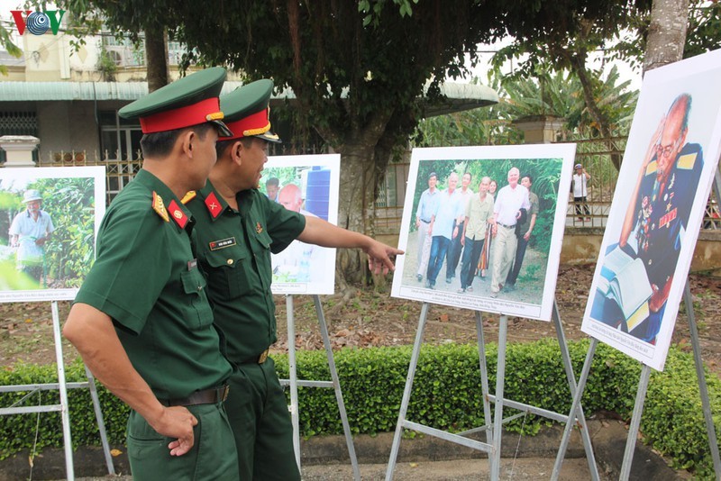 Anh nguoi Dong Thap xuc dong don linh cuu anh hung Nguyen Van Bay-Hinh-15