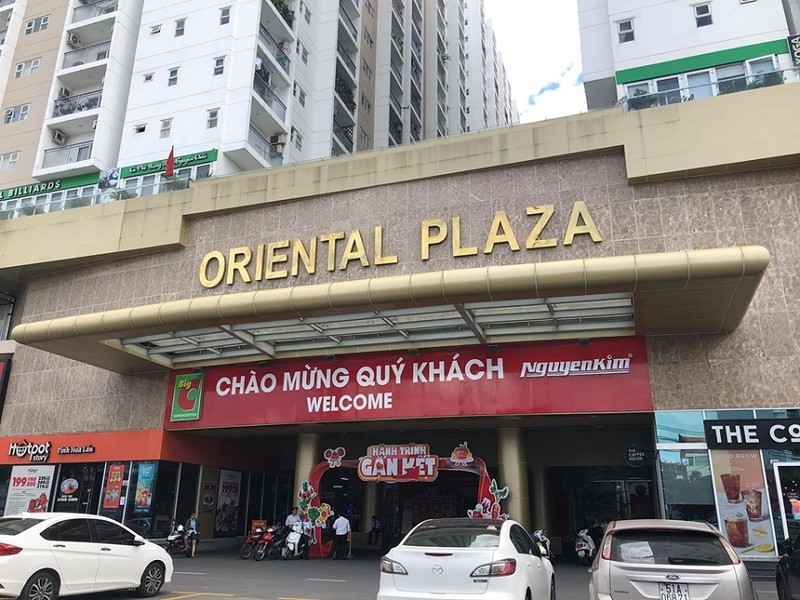 “De” them can ho Oriental Plaza phi phap, Cong ty Son Thuan truc loi khung?