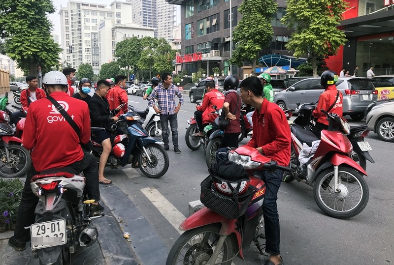 Lo nguyen nhan khien nhieu tai xe tat ung dung, dinh cong o tru so Go-Viet Ha Noi?-Hinh-2