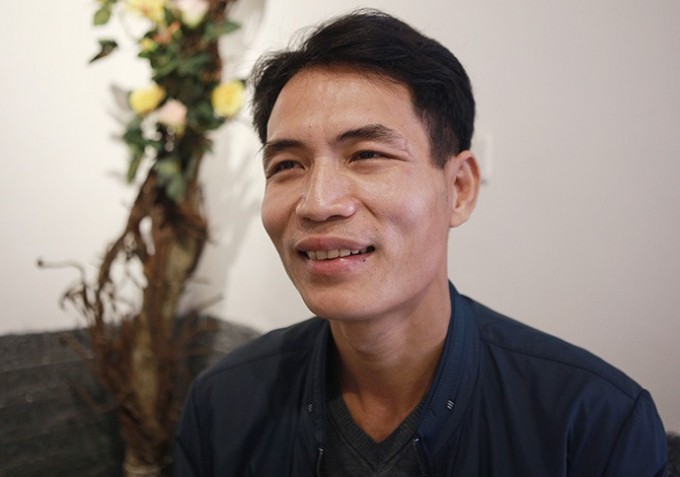 Thieu ta quan doi lao minh xuong song Lam cuu nguoi phu nu tu van