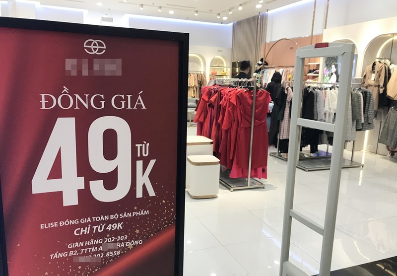 Sale off 50%, thoi trang hang hieu van 