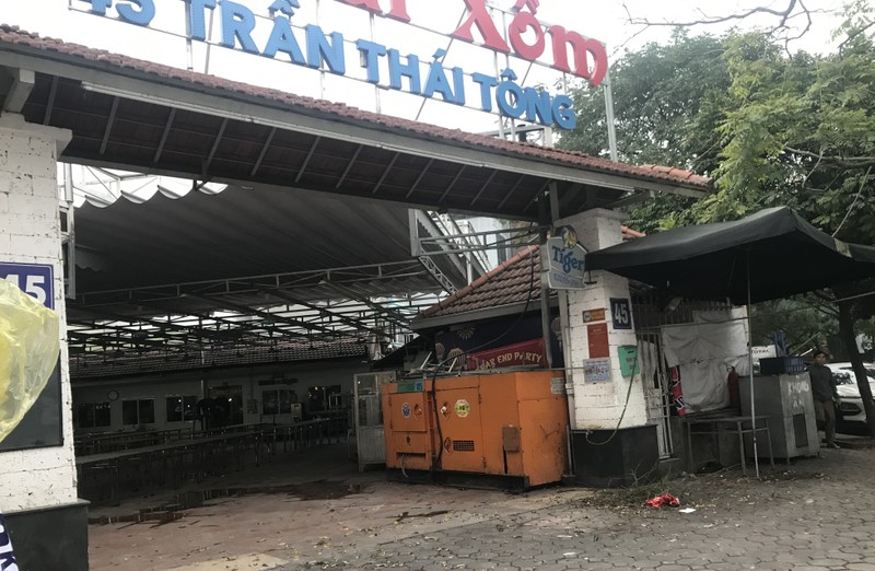 Loat quan nhau noi tieng Ha Noi dong cua im lim, vang khach mua Corona-Hinh-11